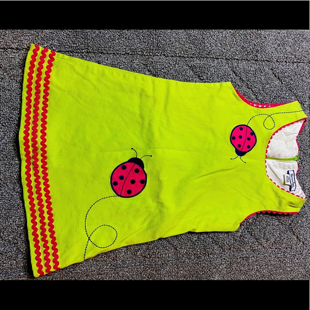 Hartstring, size 4, lime green w/ladybug dress